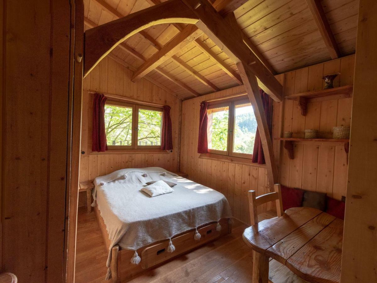 Les Cabanes De Labrousse Saint-Julien-Labrousse Стая снимка